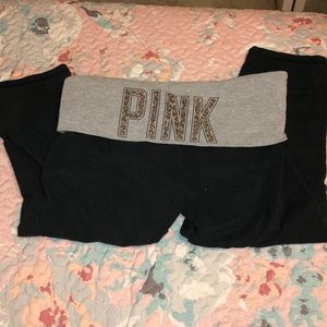 Victoria’s Secret PINK yoga capris size small